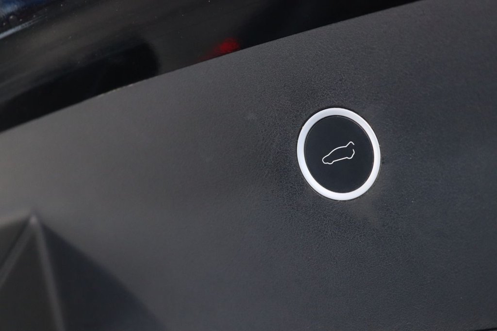 Used Tesla Model X 2018 for sale - 76591104: Photo 31