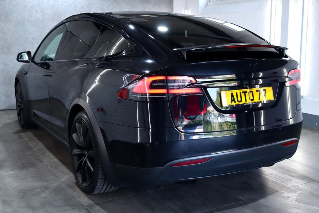Used Tesla Model X 2018 for sale - 76591104: Photo 8