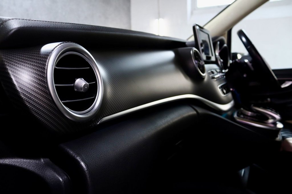 Used Mercedes-Benz V-Class 2018 for sale - 76604527: Photo 33