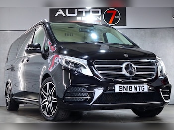Used Mercedes-Benz V-Class 2018 for sale - 76604527: Photo