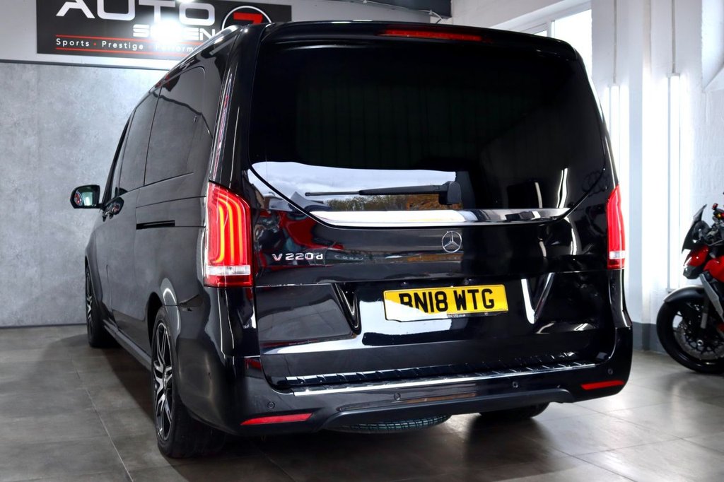 Used Mercedes-Benz V-Class 2018 for sale - 76604527: Photo 8