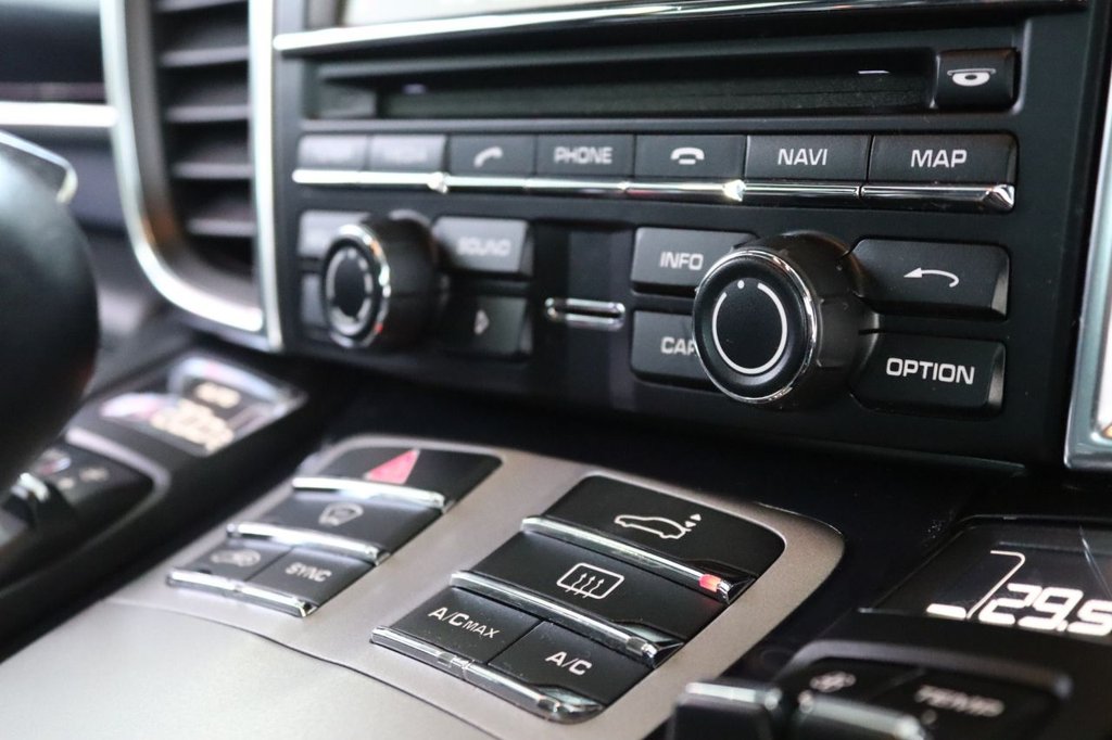 Used Porsche Panamera 2014 for sale - 76604657: Photo 28