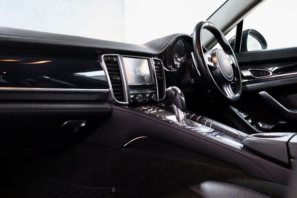 Used Porsche Panamera 2014 for sale - 76604657: Photo 38