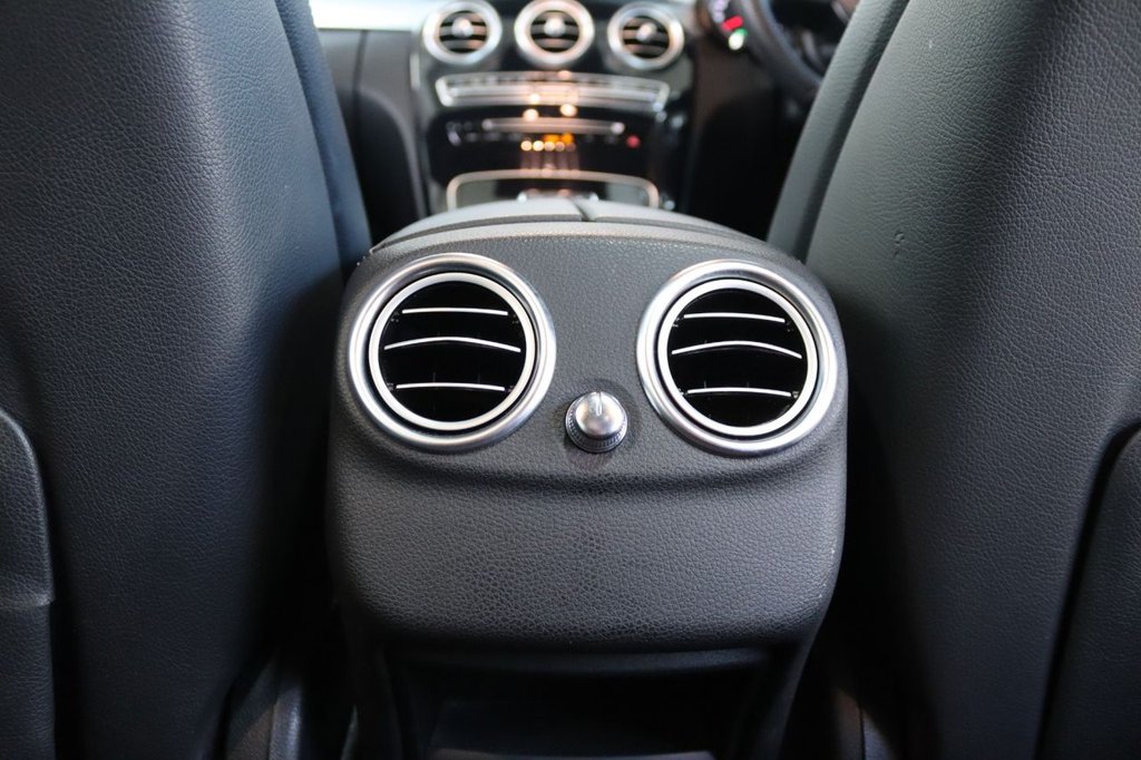 Used Mercedes-Benz C Class 2015 for sale - 77976386: Photo 35