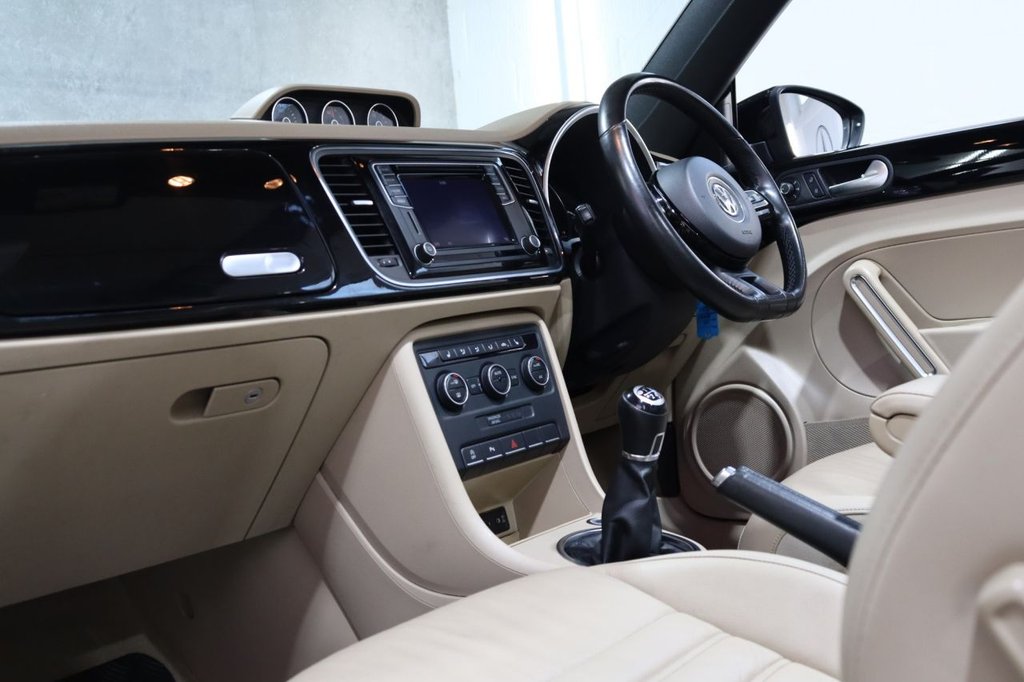 Used Volkswagen Beetle 2016 for sale - 76724302: Photo 20