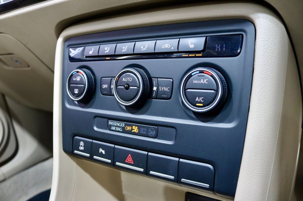 Used Volkswagen Beetle 2016 for sale - 76724302: Photo 28