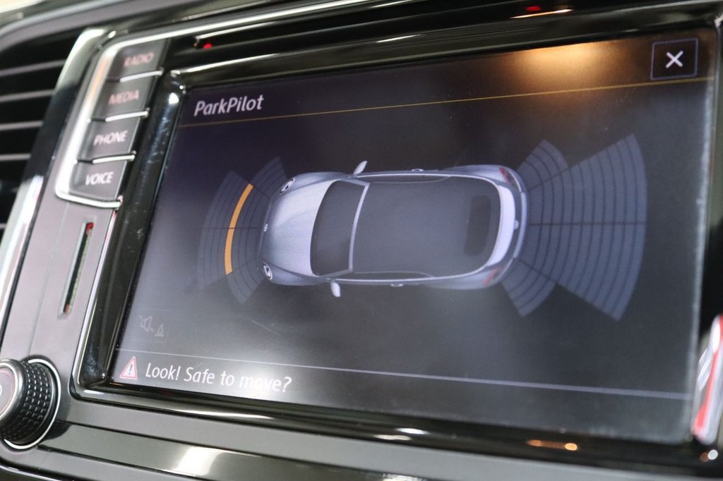 Used Volkswagen Beetle 2016 for sale - 76724302: Photo 36