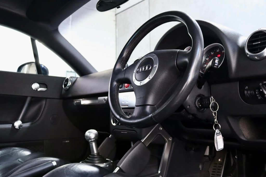 Used Audi TT 2003 for sale - 77007697: Photo 22