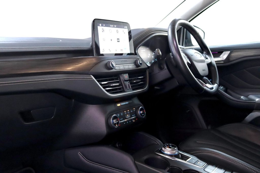 Used Ford Focus 2019 for sale - 76617237: Photo 9