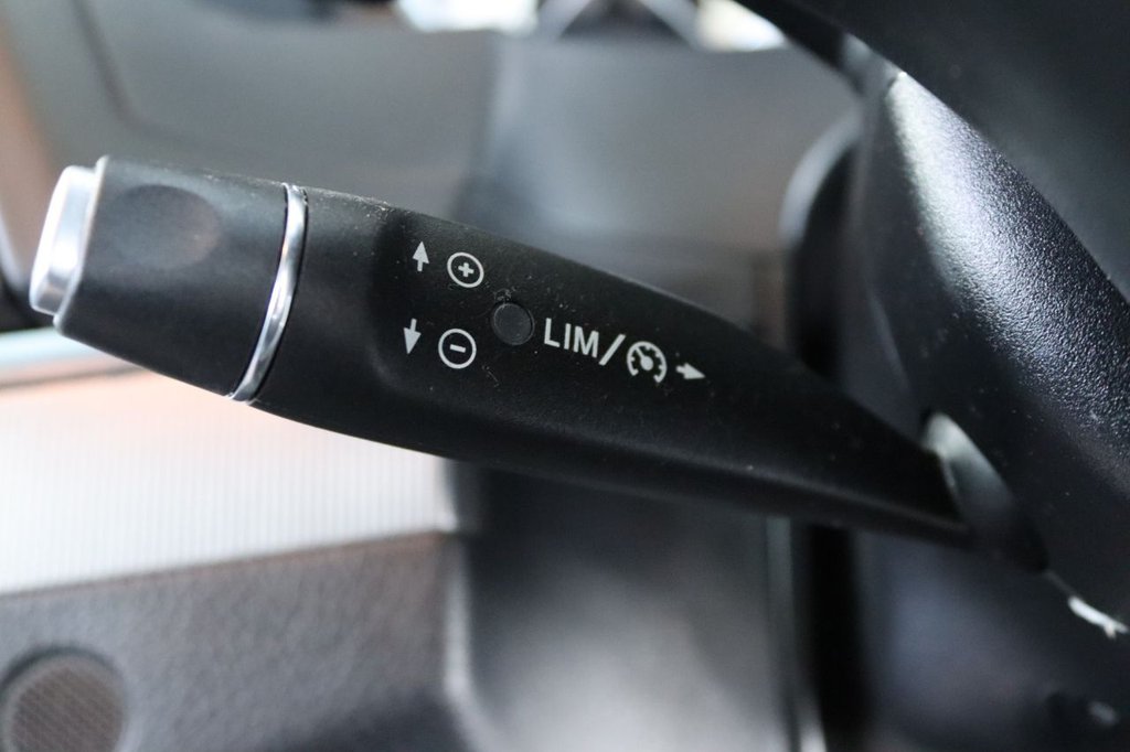 Used Mercedes-Benz E Class 2016 for sale - 78181463: Photo 38