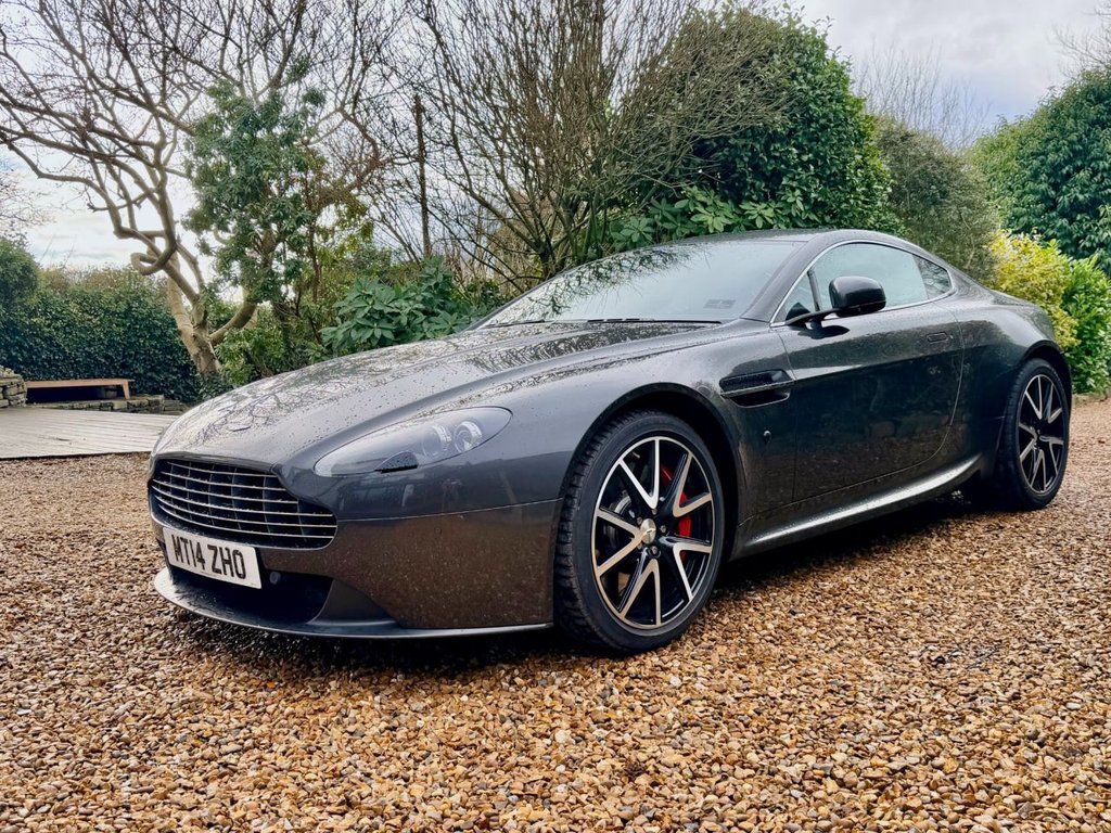 Used Aston Martin Vantage 2014 for sale - 77384483: Photo 2