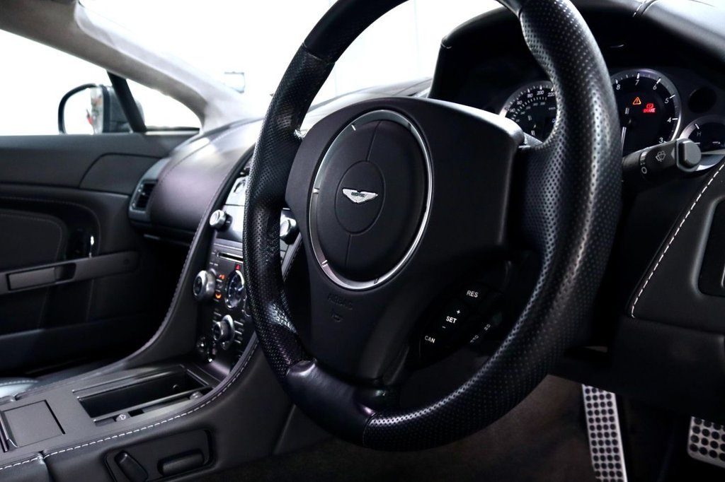 Used Aston Martin Vantage 2014 for sale - 77384483: Photo 23