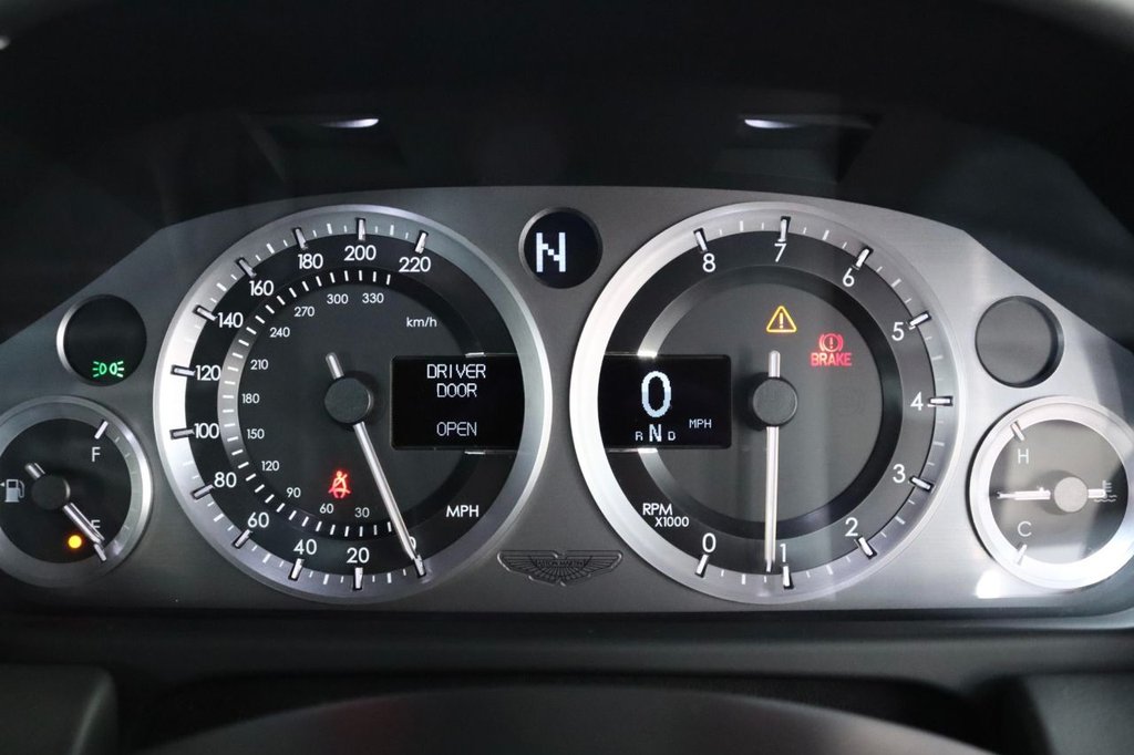 Used Aston Martin Vantage 2014 for sale - 77384483: Photo 26