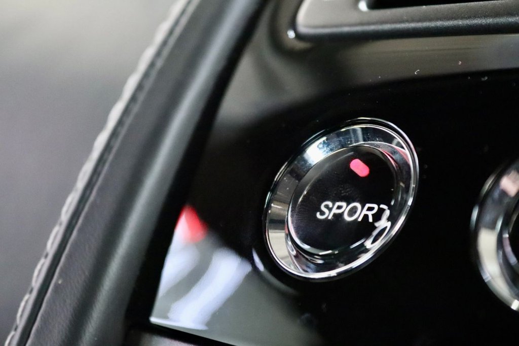 Used Aston Martin Vantage 2014 for sale - 77384483: Photo 28