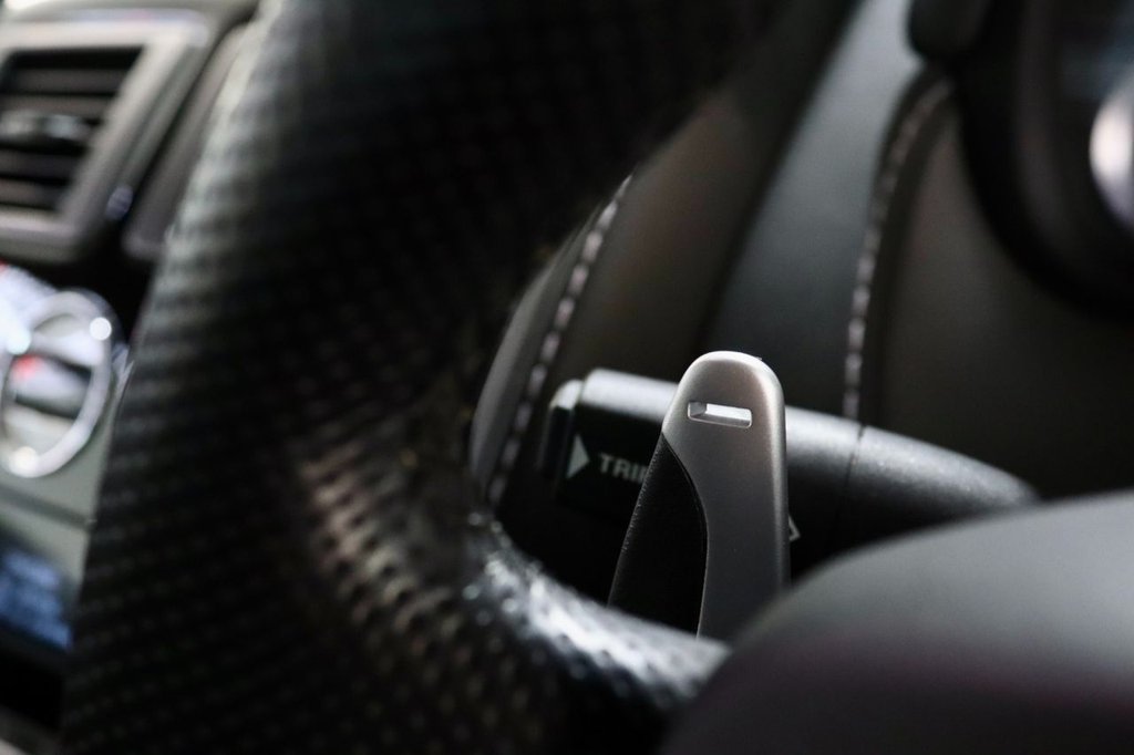 Used Aston Martin Vantage 2014 for sale - 77384483: Photo 36