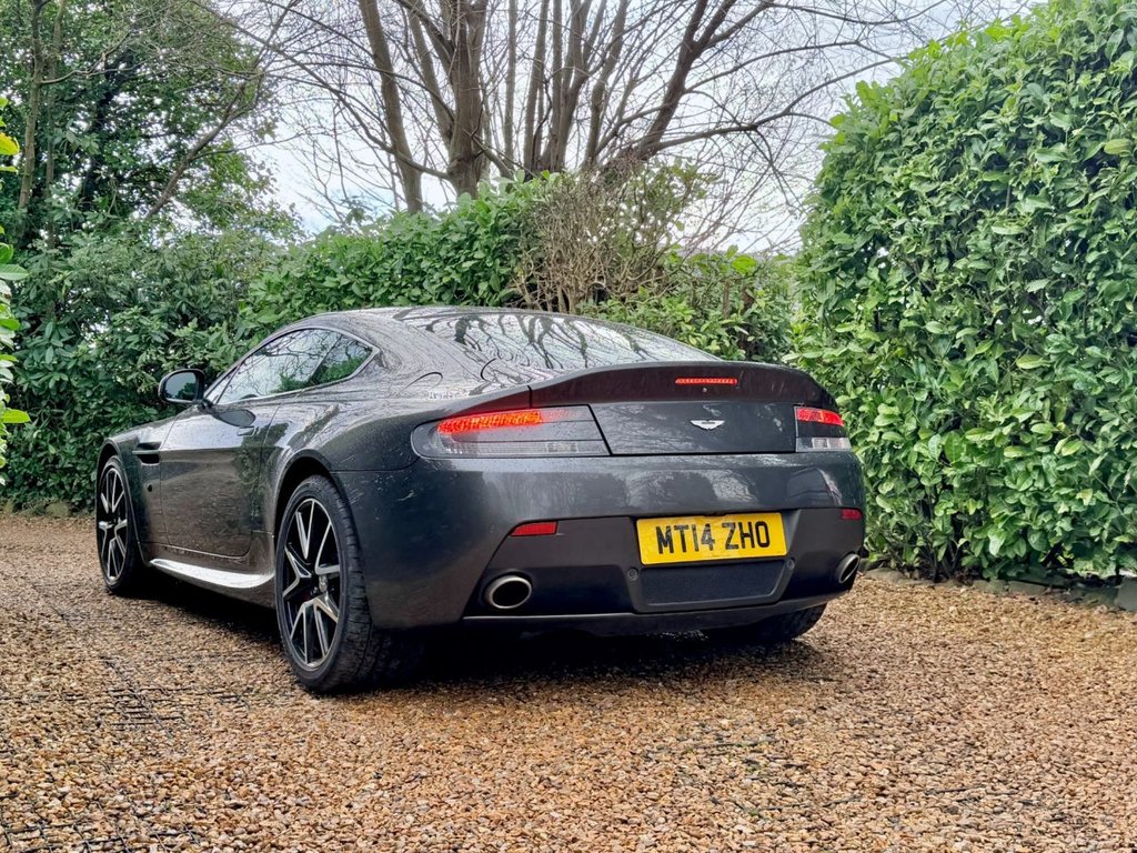 Used Aston Martin Vantage 2014 for sale - 77384483: Photo 5