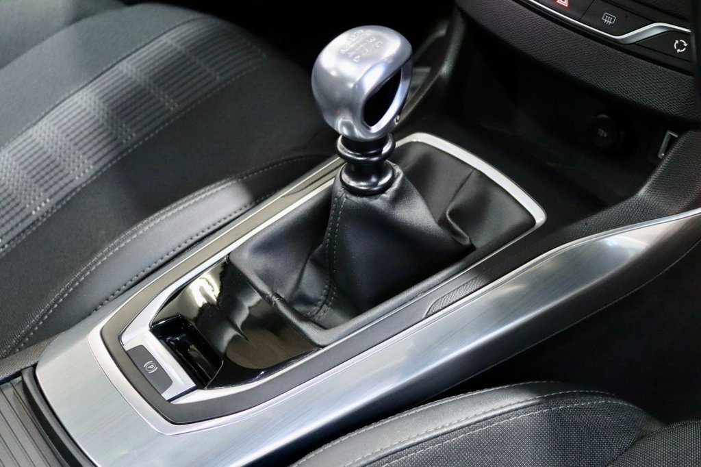 Used Peugeot 308 2019 for sale - 77990902: Photo 30