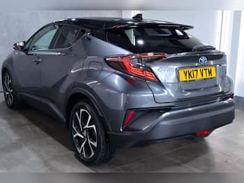 Used Toyota C-HR 2017 for sale - 79828904: Photo