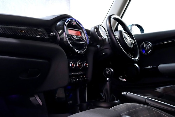 Used MINI Hatch 2017 for sale - 76303984: Photo 16