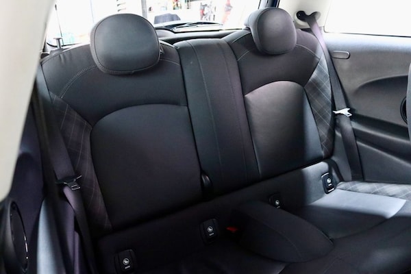 Used MINI Hatch 2017 for sale - 76303984: Photo 39