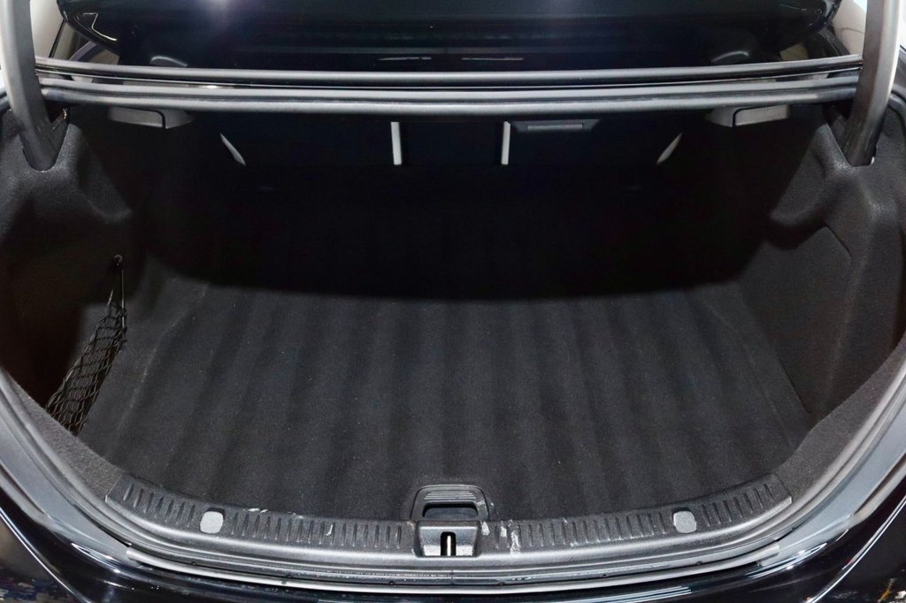 Used Mercedes-Benz E Class 2018 for sale - 76973201: Photo 46