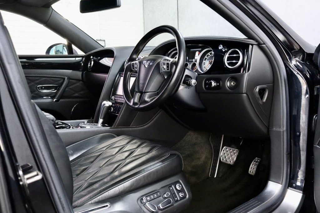 Used Bentley Flying Spur 2015 for sale - 76147432: Photo 17