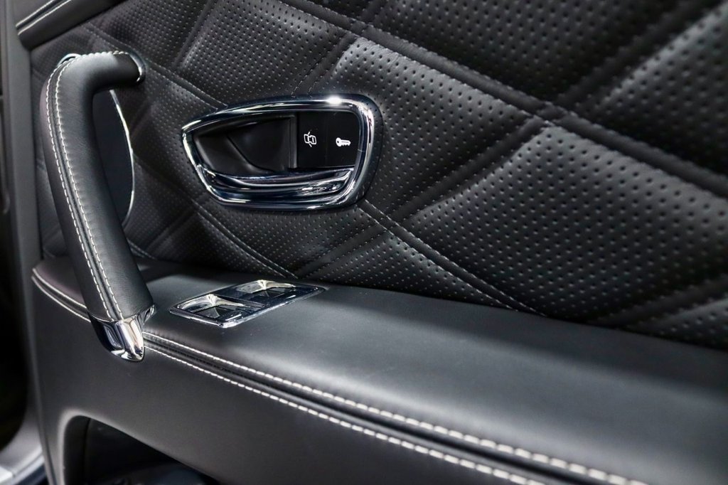 Used Bentley Flying Spur 2015 for sale - 76147432: Photo 28