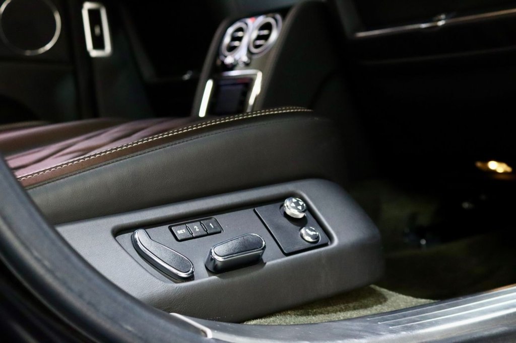 Used Bentley Flying Spur 2015 for sale - 76147432: Photo 35