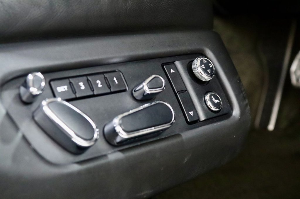 Used Bentley Flying Spur 2015 for sale - 76147432: Photo 39