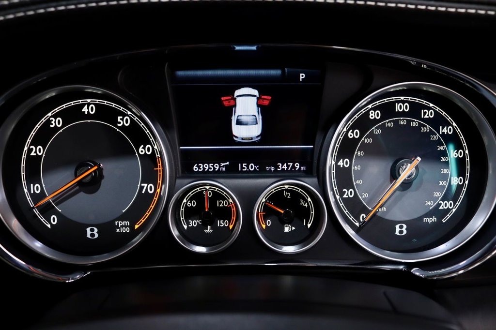 Used Bentley Flying Spur 2015 for sale - 76147432: Photo 40