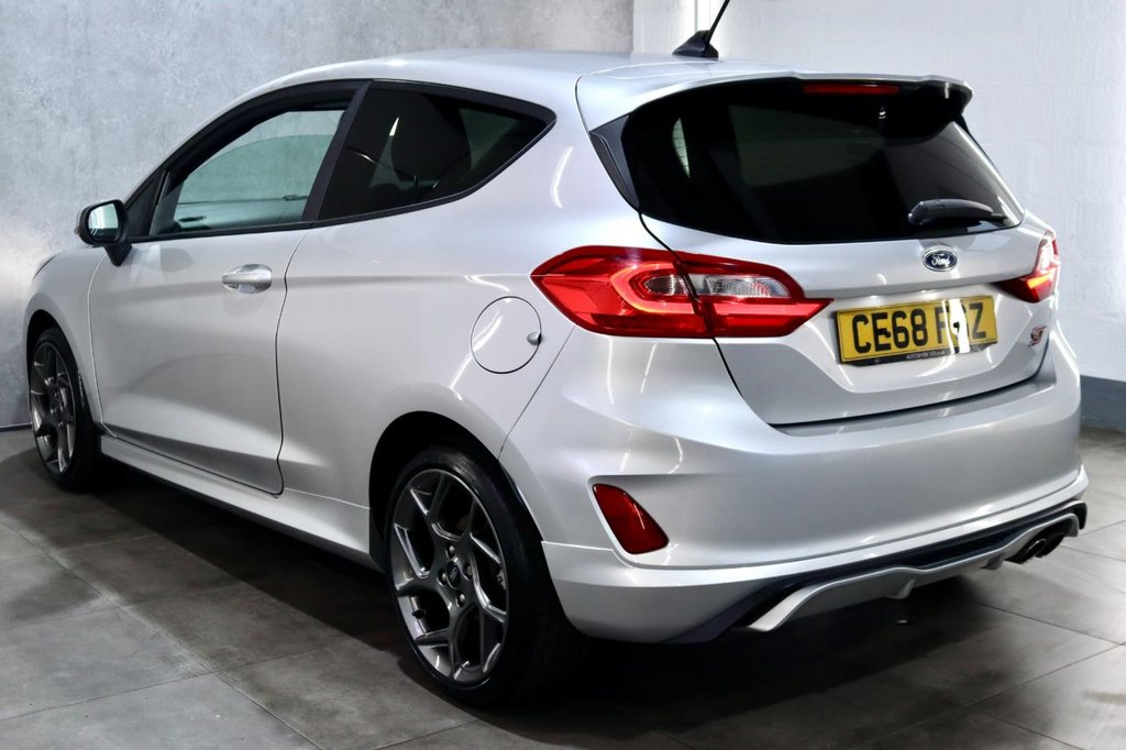 Used Ford Fiesta 2018 for sale - 76604708: Photo 8