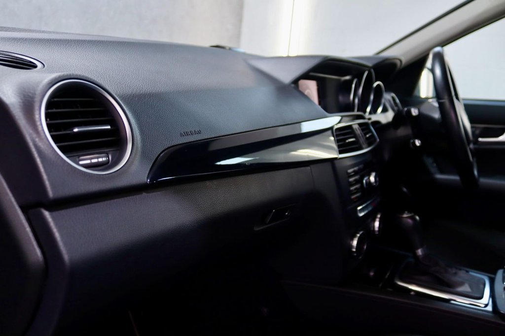 Used Mercedes-Benz C Class 2014 for sale - 78153750: Photo 23