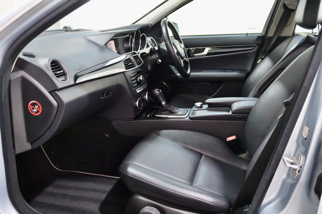 Used Mercedes-Benz C Class 2014 for sale - 78153750: Photo 32