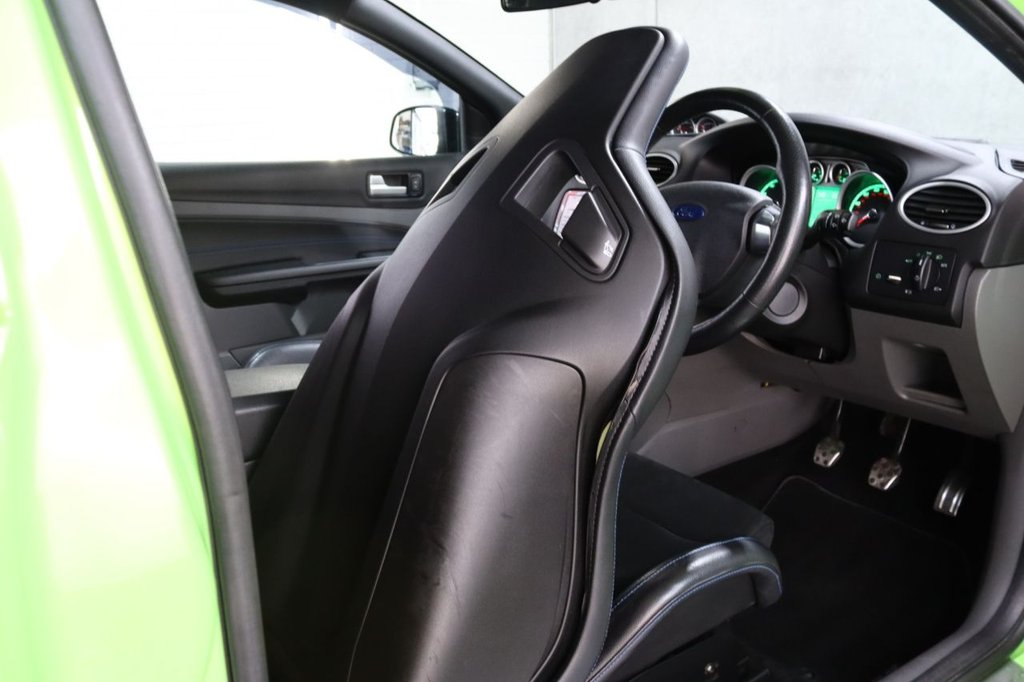 Used Ford Focus 2010 for sale - 76923351: Photo 21