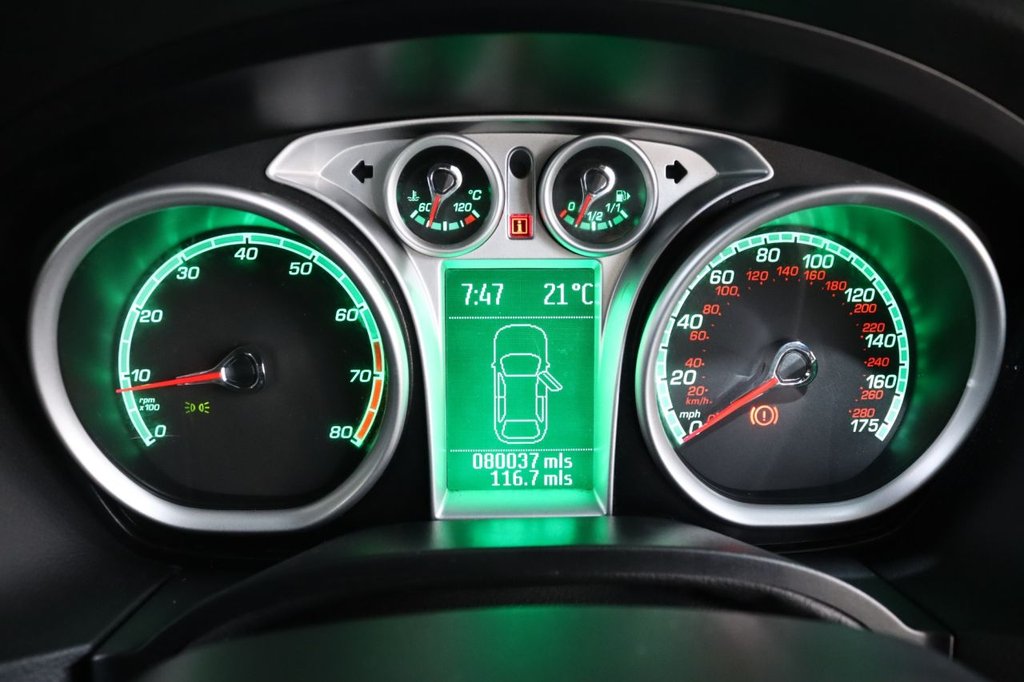 Used Ford Focus 2010 for sale - 76923351: Photo 23