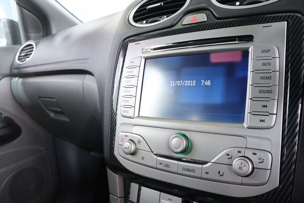 Used Ford Focus 2010 for sale - 76923351: Photo 24