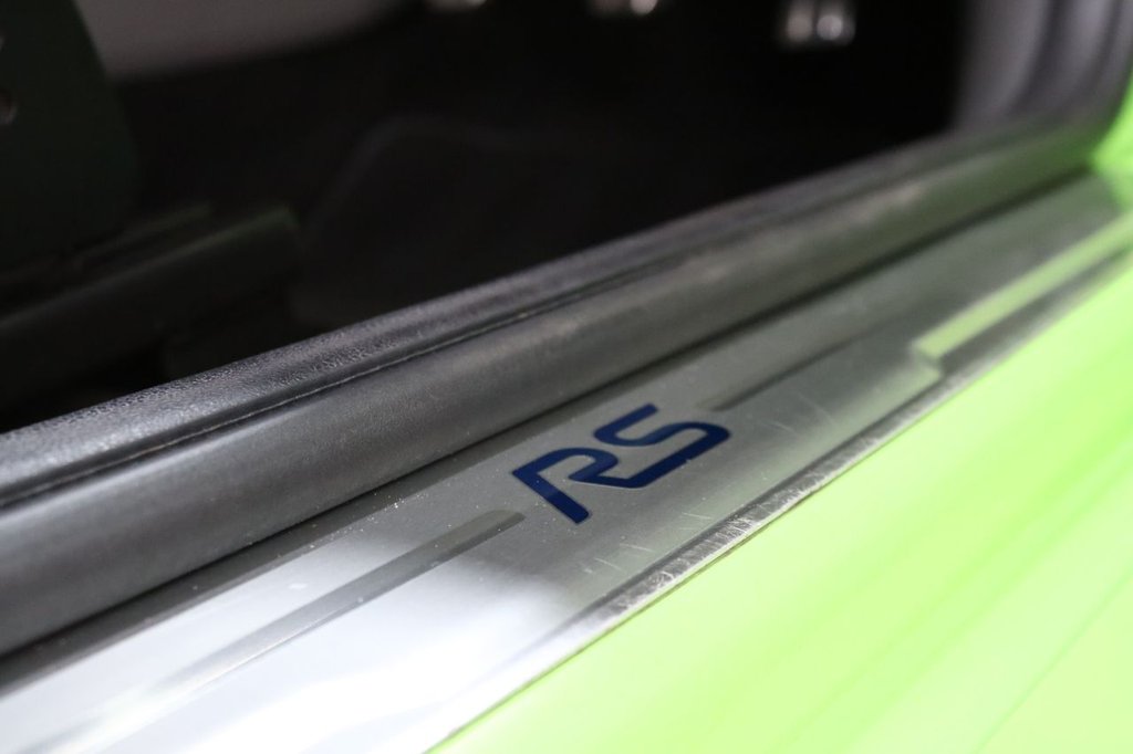 Used Ford Focus 2010 for sale - 76923351: Photo 30