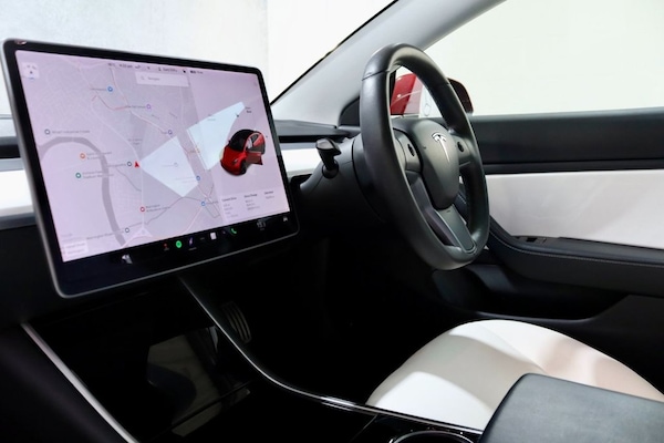 Used Tesla Model 3 2020 for sale - 76132233: Photo 12
