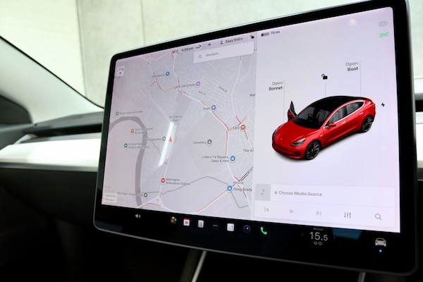 Used Tesla Model 3 2020 for sale - 76132233: Photo 23