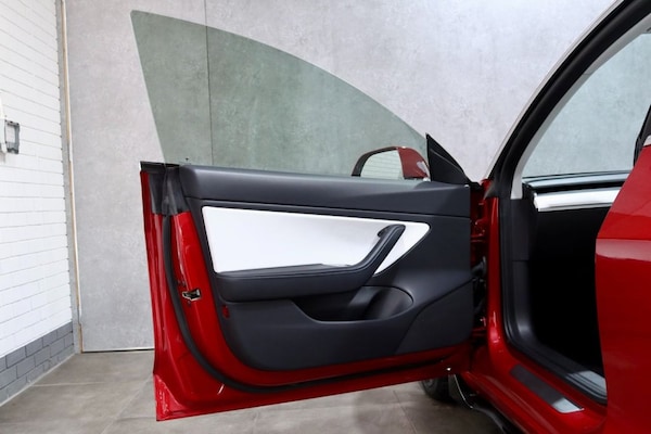 Used Tesla Model 3 2020 for sale - 76132233: Photo 43