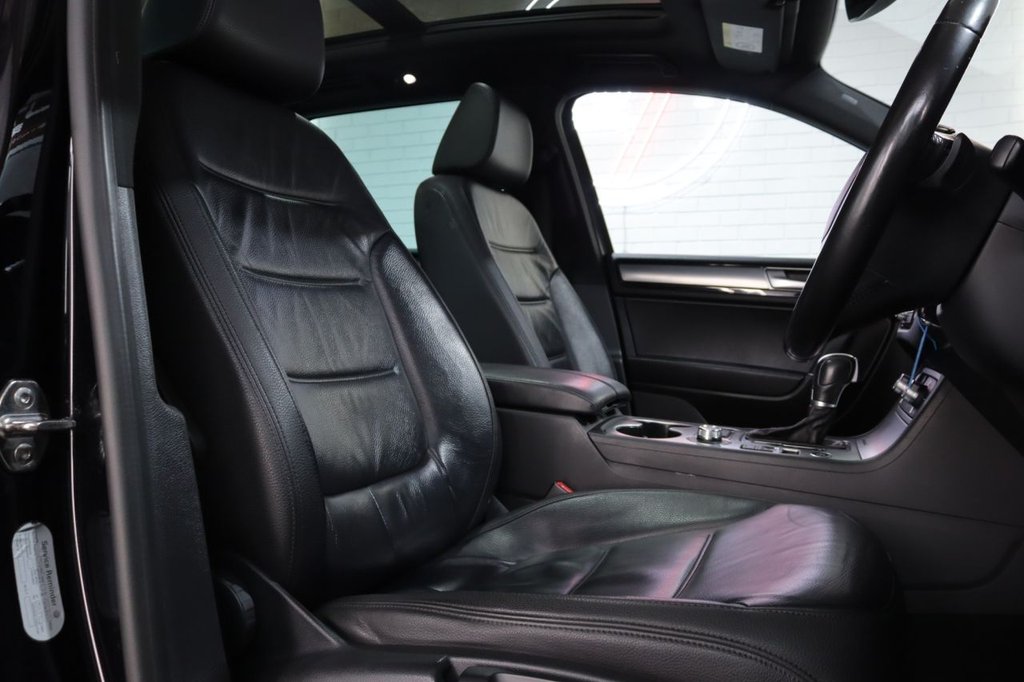 Used Volkswagen Touareg 2016 for sale - 77593952: Photo 18