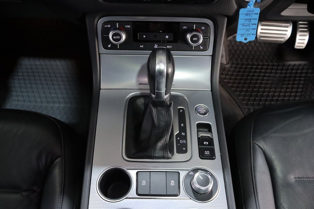 Used Volkswagen Touareg 2016 for sale - 77593952: Photo 25