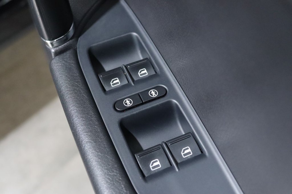 Used Volkswagen Touareg 2016 for sale - 77593952: Photo 38