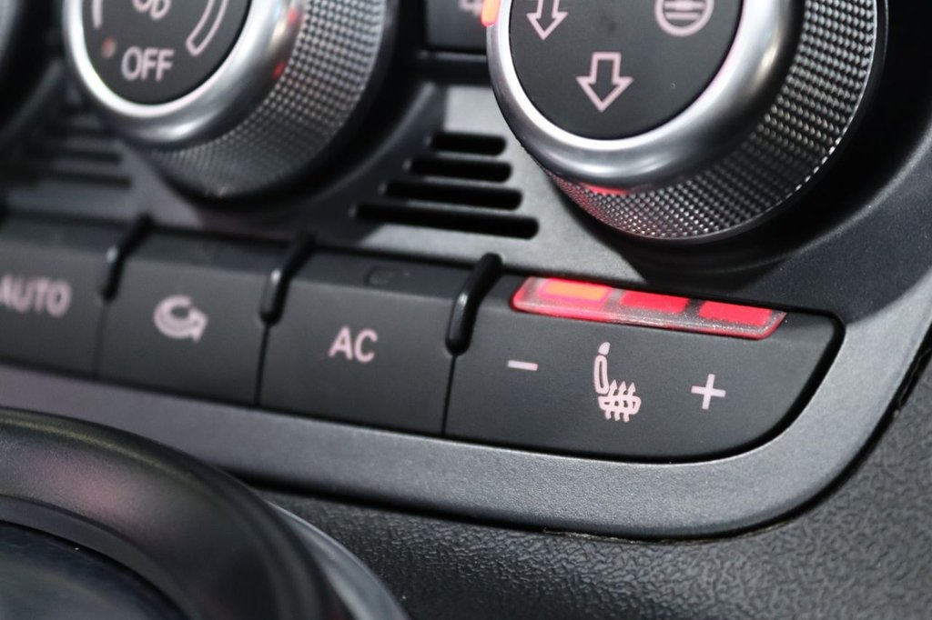 Used Audi R8 2010 for sale - 76711607: Photo 40