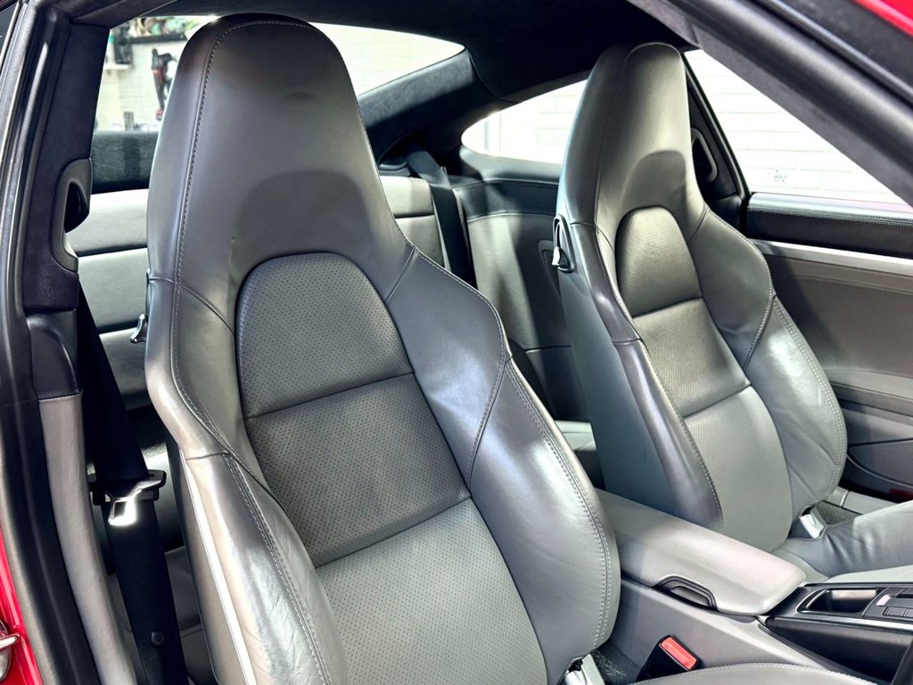 Used Porsche 911 2015 for sale - 76783665: Photo 23