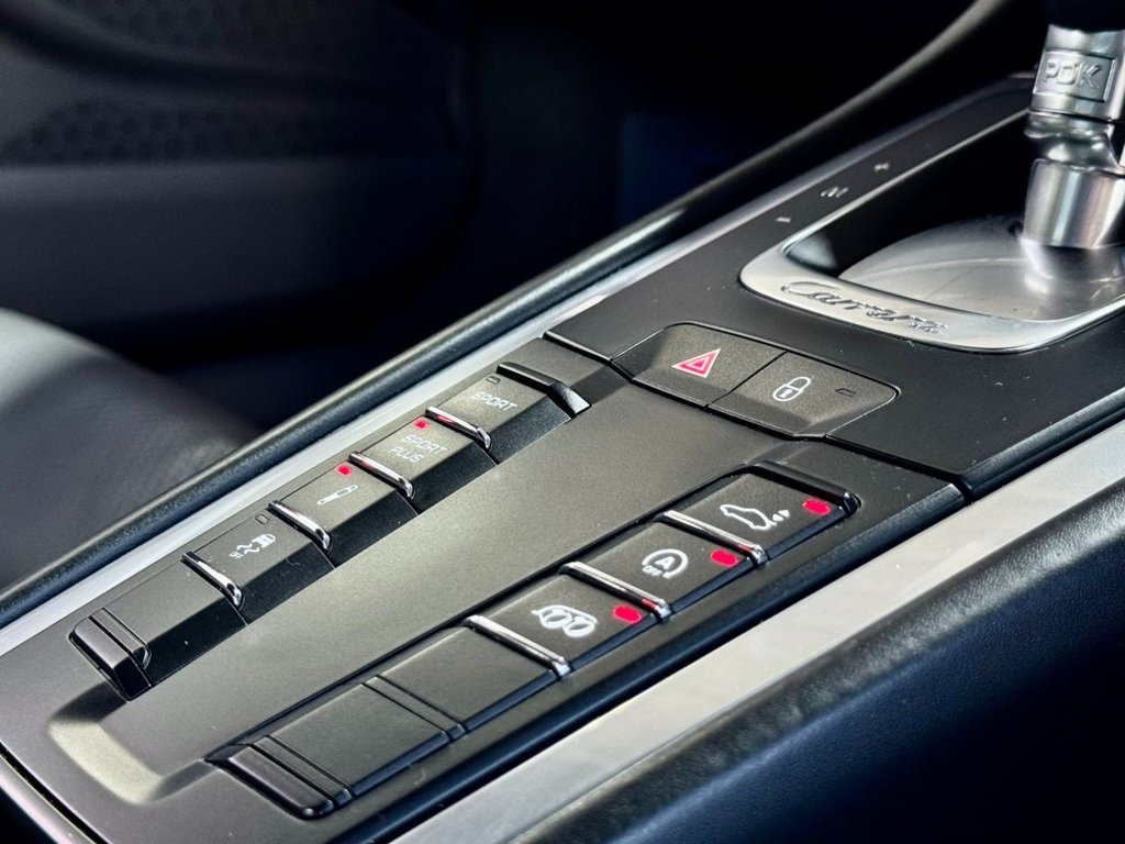 Used Porsche 911 2015 for sale - 76783665: Photo 31