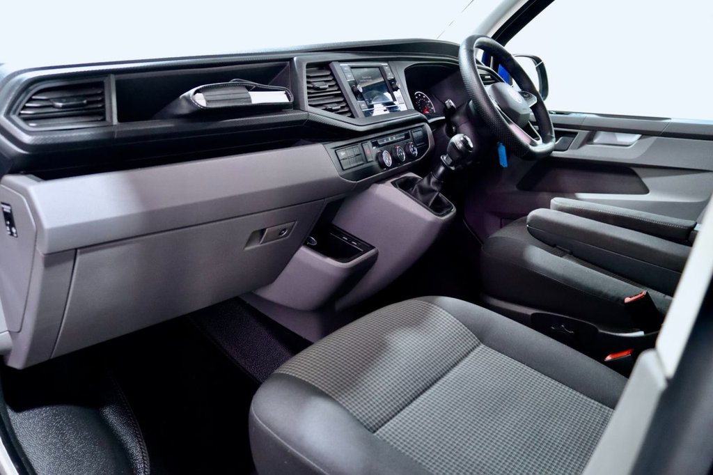 Used Volkswagen Transporter 2021 for sale - 77835427: Photo 16