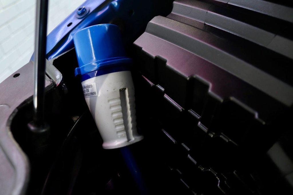 Used Volkswagen Transporter 2021 for sale - 77835427: Photo 48