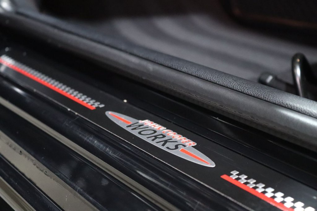 Used MINI Hatch 2015 for sale - 76909885: Photo 41