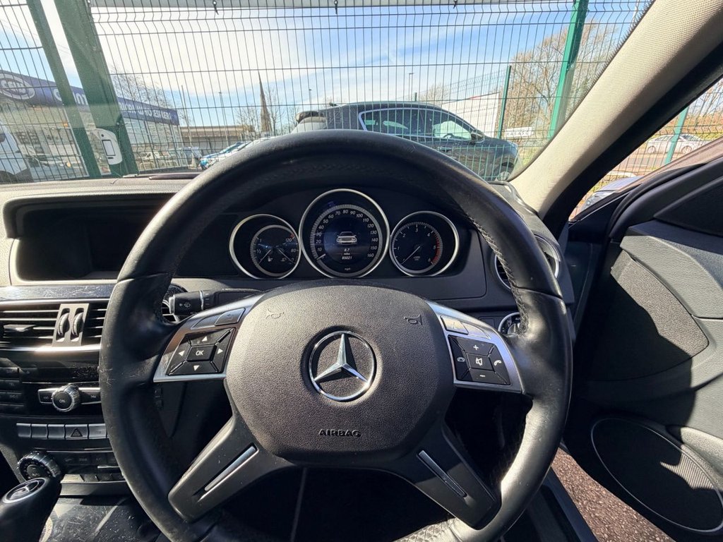 Used Mercedes-Benz C Class 2014 for sale - 77919531: Photo 7